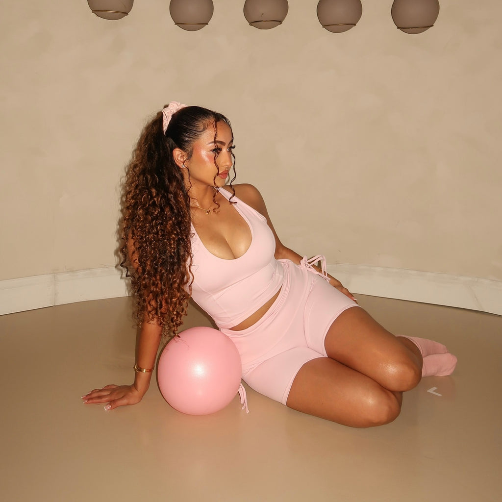 Soft Serve Foldover Ruched Short (Strawberry Milk)